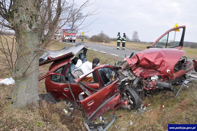 Groźne wypadki na drogach Warmii i Mazur. Są ranni, w tym dziecko