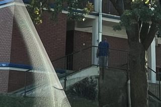 Małżeńska kłótnia przerodziła się w horror. Przyjeżdżać natychmiast!