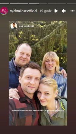 M jak miłość. Tadeusz (Bartłomiej Nowosielski), Ula (Iga Krefft), Bartek (Arkadiusz Smoleński), Jagoda (Katarzyna Kołeczek)