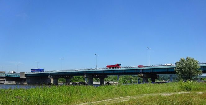 1. Autostrada A4, stopień wodny Kościuszko - 92,5 tys. pojazdów dziennie