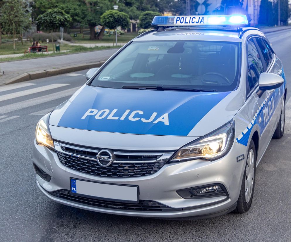 Atak nożownika przy ul. Puławskiej. Dźgnął nożem i uciekł. Policja ściga sprawcę