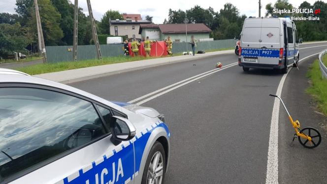 Śląsk: Makabryczna śmierć młodego motocyklisty. Na jezdni został tylko kask