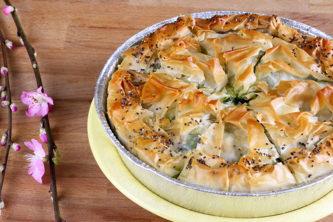 Tarta ze szpinakiem po grecku - z ciasta filo