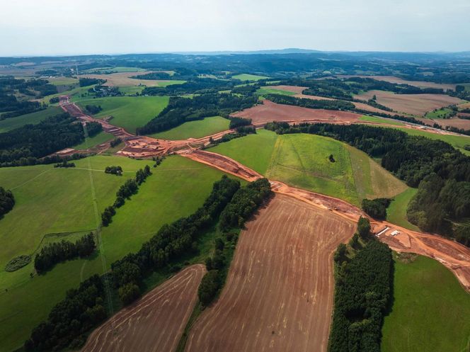 Autostrada D11 w Czechach - zdjęcia z budowy - sierpień 2025