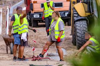 Kierowcy tkwią w korkach, robotnicy się śmieją. Sielankowy nastrój podczas remontu