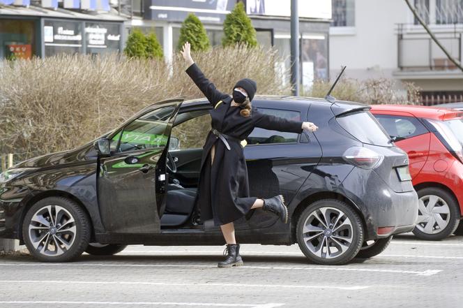 Lidia Popiel jeździ elektrycznym Renault Zoe