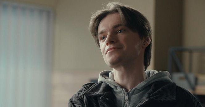 Na dobre i na złe odc. 961., haker Drago (Piotr Gadomski)