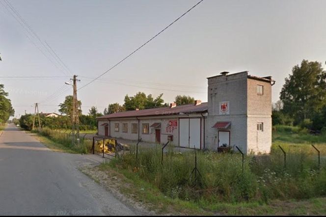 Remizę z tej wsi na Mazowszu zna cała Polska. Kręcono tam kultowy film 