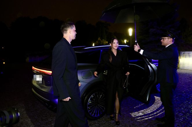 Wojciech Szczęsny ż żoną po premierze
