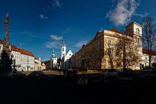 Ta uzdrowiskowa miejscowość w Czechach nazywana jest „Małym Wersalem”. Oferuje mikroklimat i wspaniałe zabytki 