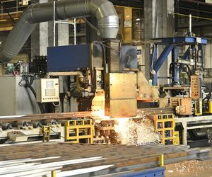 Kraków buduje Warszawie plac Zawiszy. Byliśmy w fabryce, gdzie powstanie 121 elementów wielkiej układanki