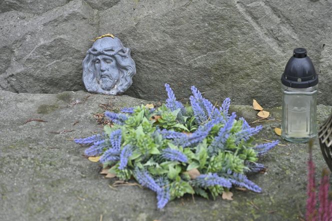 Grób Jaruzelskiego na Powązkach Wojskowych