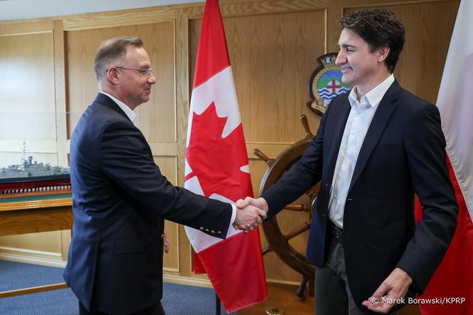 Prezydent RP Andrzej Duda i premier Kanady Justin Trudeau. Spotkanie z Premierem Kanady w bazie marynarki wojennej Canadian Forces Base Esquimalt