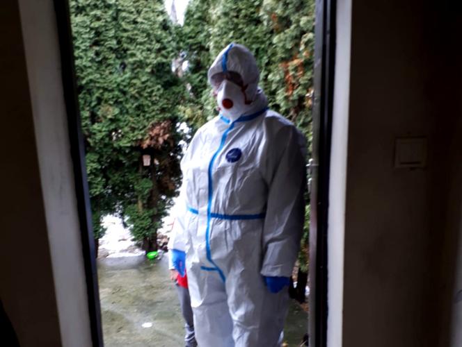 Miał covid. Został wyrzucony z mieszkania 