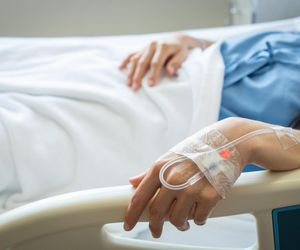 Ponad 800 tys. w szpitalach i wzrost zgonów. Grypa to nie tylko problem Polski