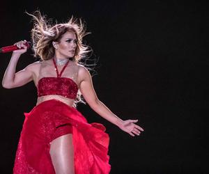 Jennifer Lopez odwołuje koncerty. Wielki powrót okazał się klapą? 