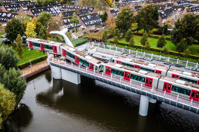 Wypadek pociągu metra w Spijkenisse pod Rotterdamem