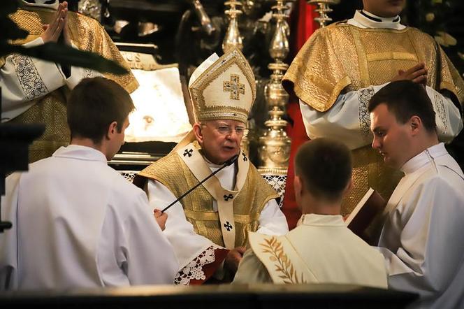 Kraków. Abp Marek Jędraszewski wyświęcił nowych księży. Chętnych więcej niż rok temu