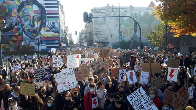  Prawie 30 tys łodzian wyszło protestować na ulice! [ZDJĘCIA, AUDIO]