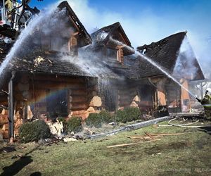 Ogień strawił kultową restaurację. Pożar w Wilczej Jamie