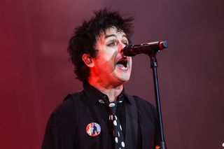 Billie Joe Armstrong wskazał swojemu muzycznego idola. Lider Green Day opowiedział o walce z nałogami