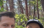 M jak miłość nowy sezon. Adam Karski (Patryk Szwichtenberg), Natalka (Dominika Suchecka) na planie