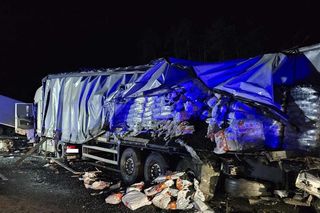 ​Dwa tiry zderzyły się na ekspresowej 5 niedaleko Rawicza