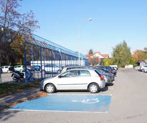 Parking przy osiedlu Bolesława Śmiałego w Poznaniu