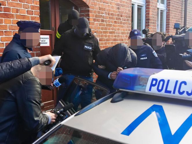 Łebieńska Huta. 10-latek zginął pod kołami pirata drogowego. Doprowadzenie 33-latka