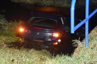 Auto wjechało do Obry