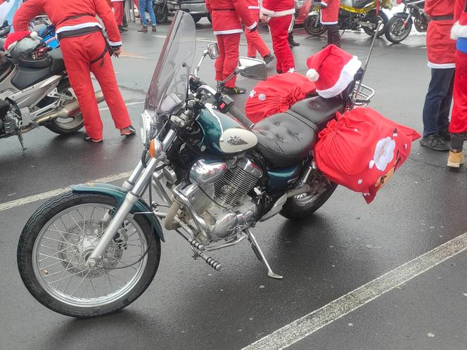 Mikołaje na motocyklach w Manufakturze. Finał corocznej akcji charytatywnej [ZDJĘCIA]