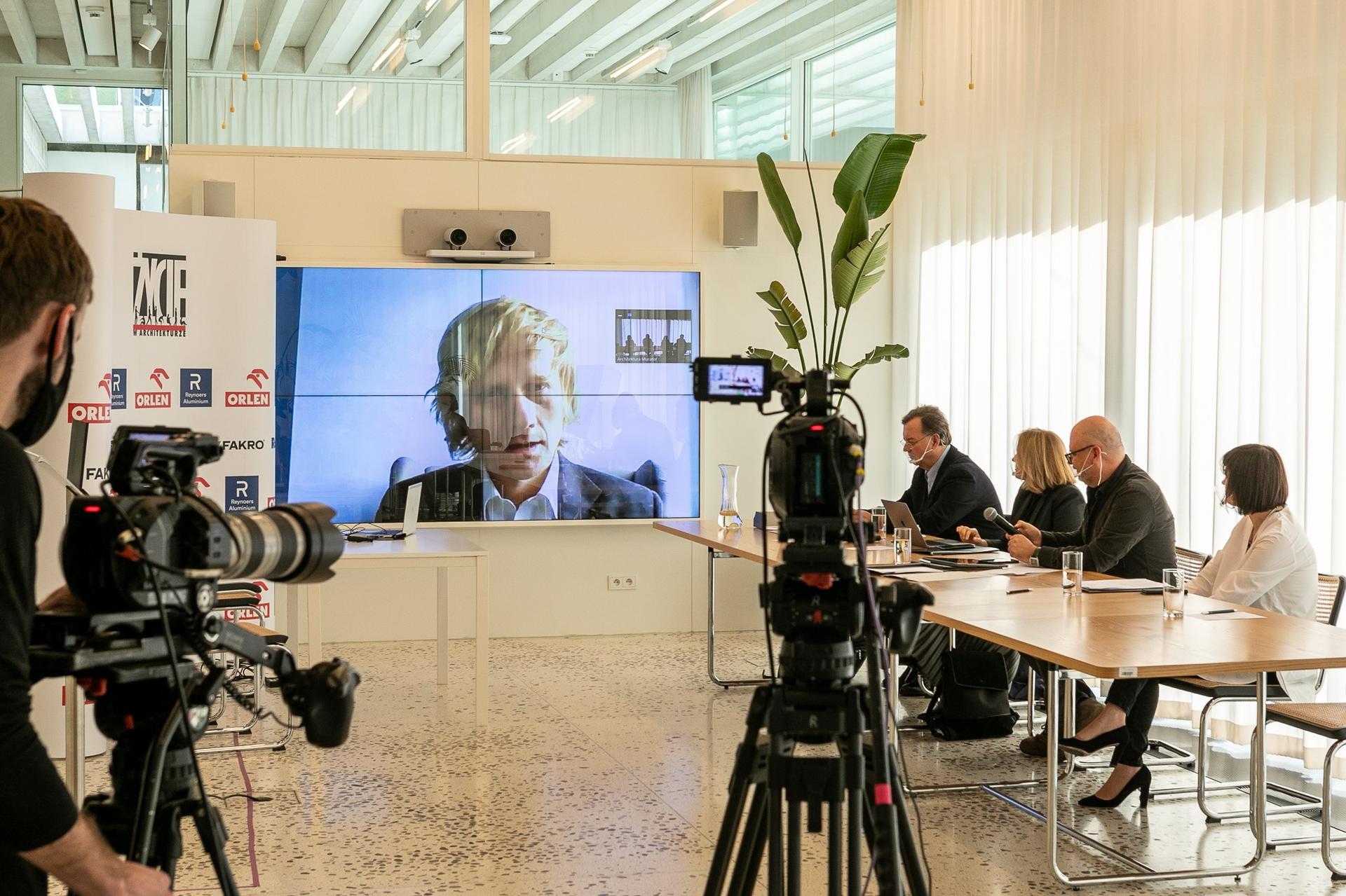 121193113_10158659442563427_835029860316789565_o