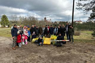 Iławianie po raz szósty połączyli siły, by oczyścić las za osiedlem Podleśnym