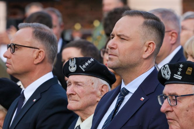 81. rocznica Powstania Warszawskiego. Uroczysta msza święta na pl. Krasińskich