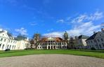 Muzeum Zamoyskich w Kozłówce wczesną wiosną
