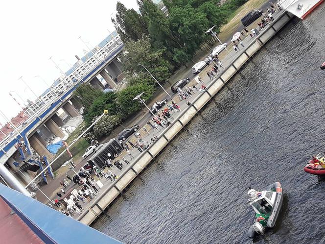 Prawie nagi "kaskader" na Trasie Zamkowej