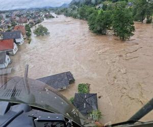 Armagedon pogodowy w całej Polsce, także w woj. śląskim. Zalane posesje, ulice, zerwane mosty. W Słowenii są ofiary śmiertelne