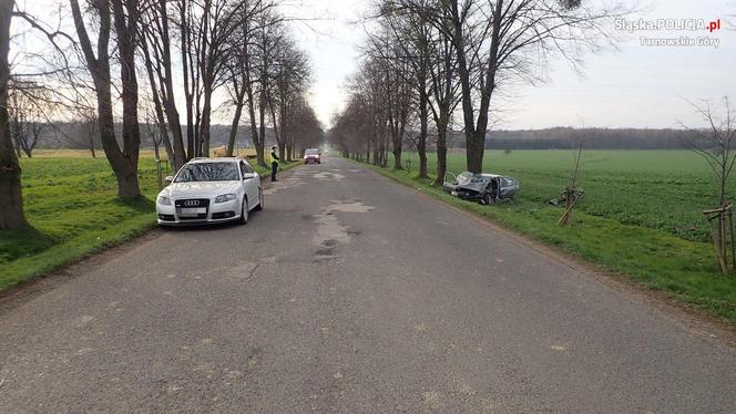 Kolizja w Wilkowicach. 19-latek nieprawidłowo wyprzedzał