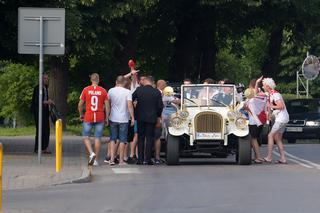 PAWEŁ SZAKIEWICZ ROLNIK Z PROGRAMU ROLNIK SZUKA ŻONY WZIĄŁ ŚLUB W BAZYLICE W BRANIEWIE