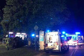 Lubelskie: 20-latek za kierownicą wjechał w drzewo. Pięć osób trafiło do szpitala