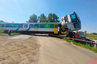 Szynobus uderzył w ciężarówkę