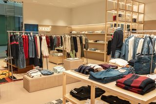 Kultowa marka odzieżowa otwiera dwa pierwsze sklepy w Polsce 