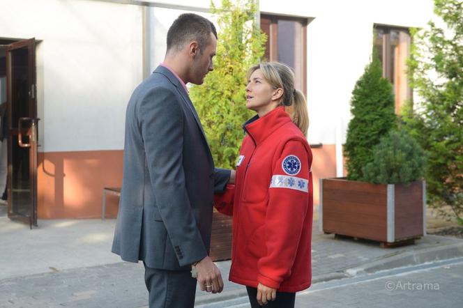 NA DOBRE i NA ZŁE odc. 504. Hana Goldberg (Kamilla Baar) i James (Jake Michaels)