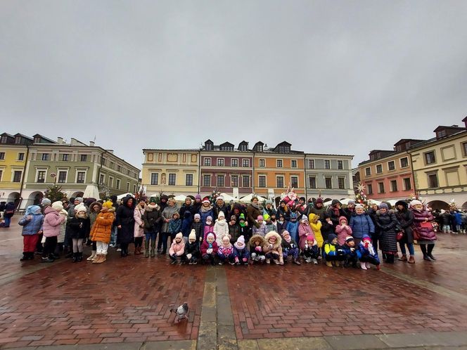  Zamojskie przedszkola i szkoły dekorowały choinki