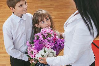 Życzenia na Dzień Nauczyciela od uczniów i nie tylko. Czego życzyć nauczycielom w dniu ich święta?