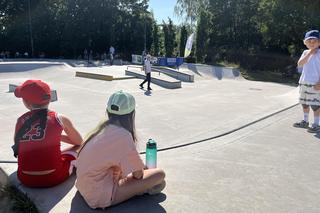 Wielki finał Deskorolkowych Mistrzostw Olsztyna 2024! Ciekawe tricki i duża frekwencja [ZDJĘCIA]