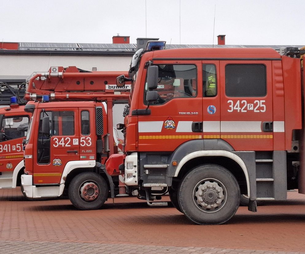 Kalisz. Pożar w zakładzie zajmującym się produkcją części lotniczych. Na szczęście nikomu się nic nie stało 