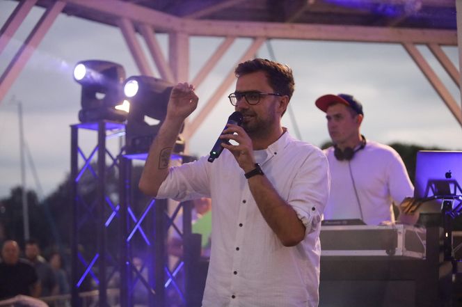 Burmistrz Ostródy Rafał Dąbrowski.