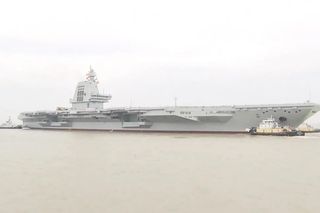 Chiński lotniskowiec Fujian