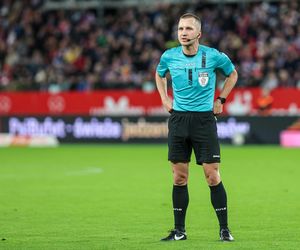 Górnik Zabrze liderem Ekstraklasy. O wyniku zadecydowała samobójcza bramka. Ponad 25 tys. kibiców na trybunach